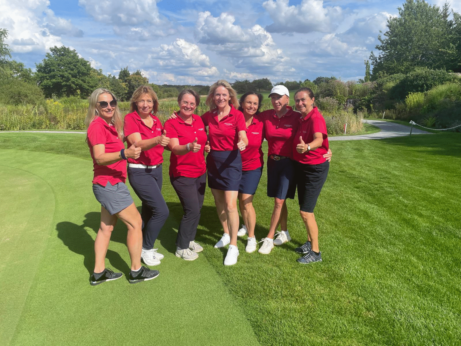 Damen AK50 mit einem 2. Platz zum Klassenerhalt – GOLFCLUB LAUTERHOFEN